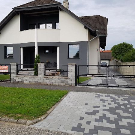 Honfoglalas Apartment Bük Zewnętrze zdjęcie